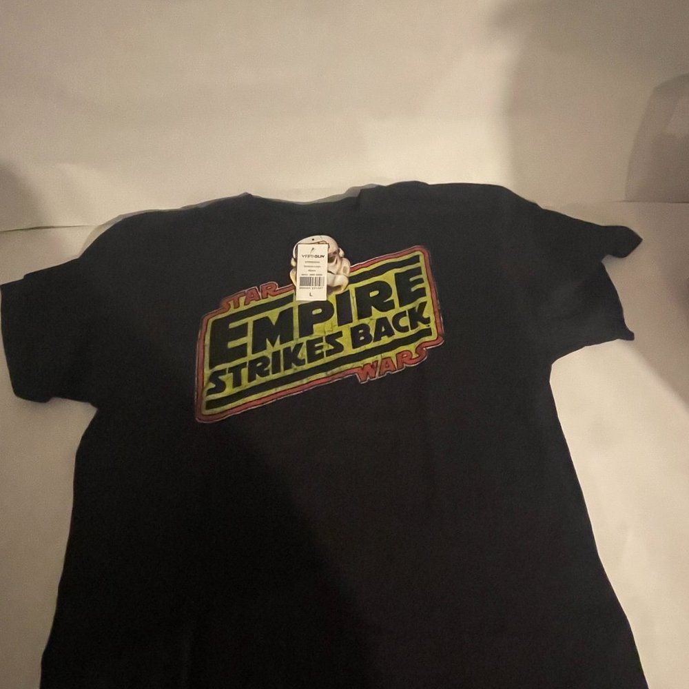 Star Wars empire strikes back tshirt (L)